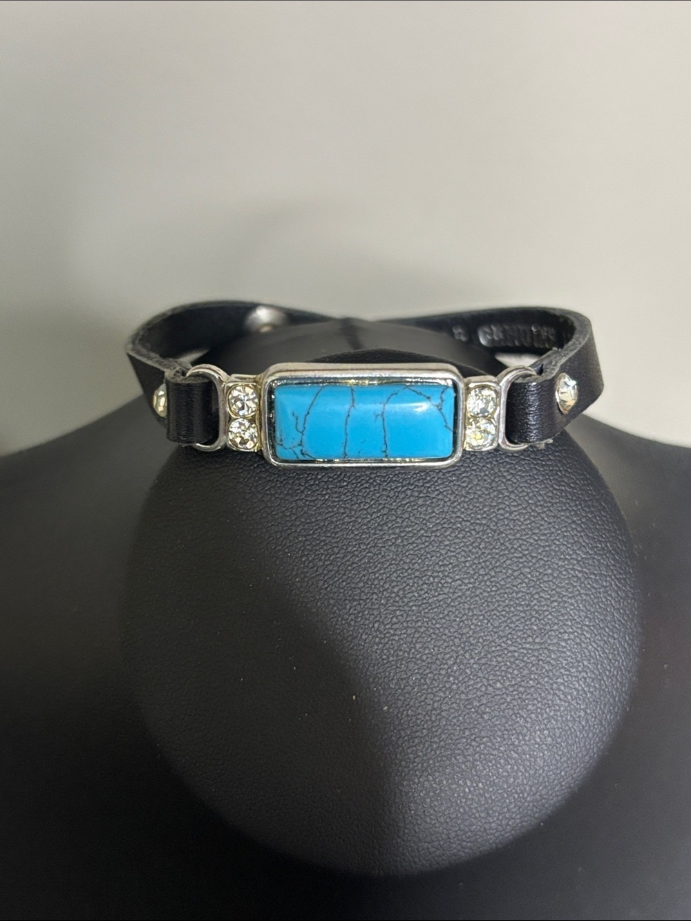 361B Silver Tome Turquoise Bar Leather Bracelet - Blue Accent Boho Festival